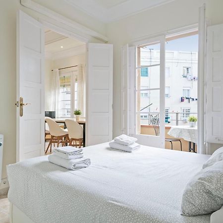 Apartmento Industria Барселона Екстериор снимка