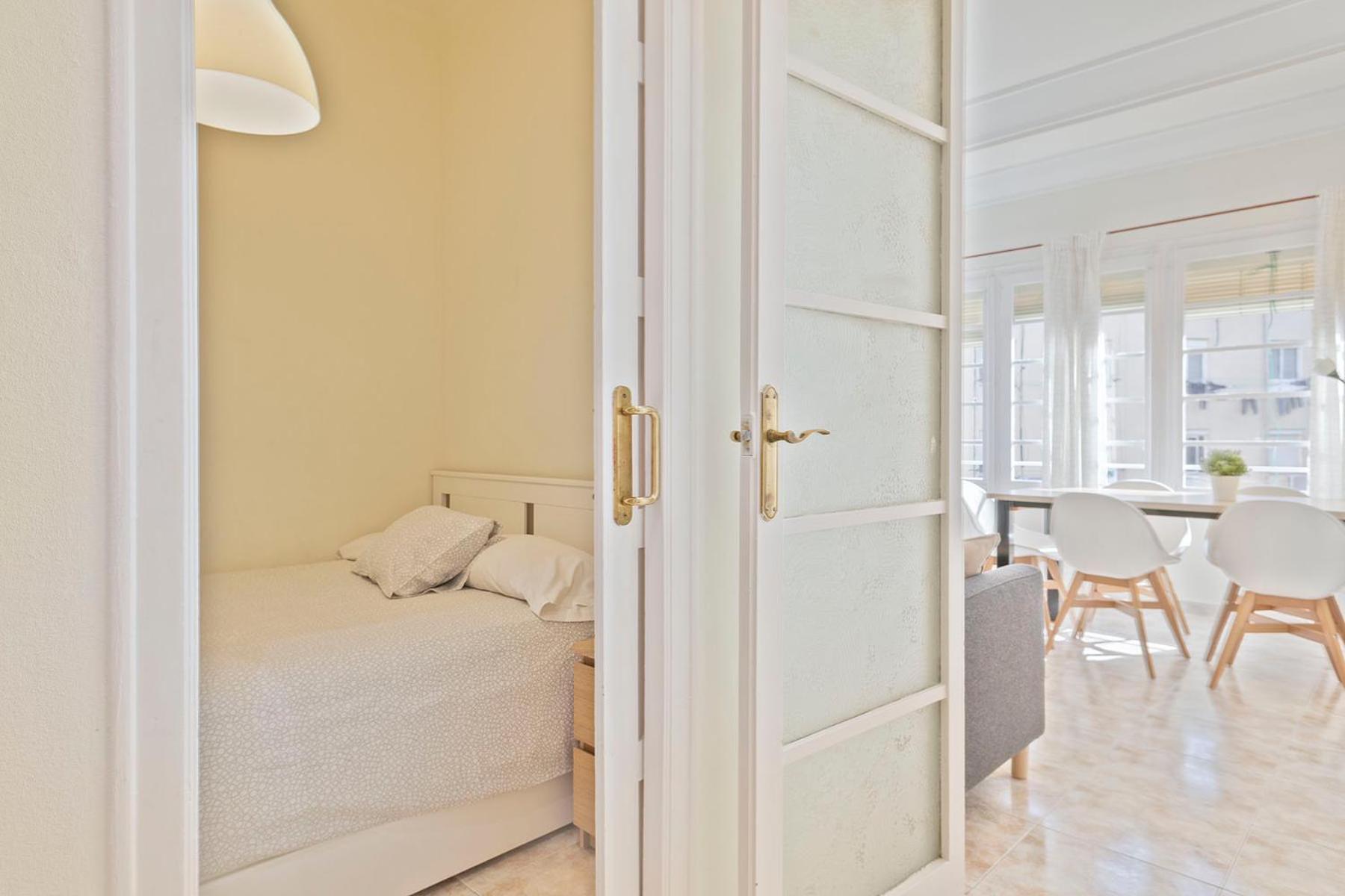 Apartmento Industria Барселона Екстериор снимка