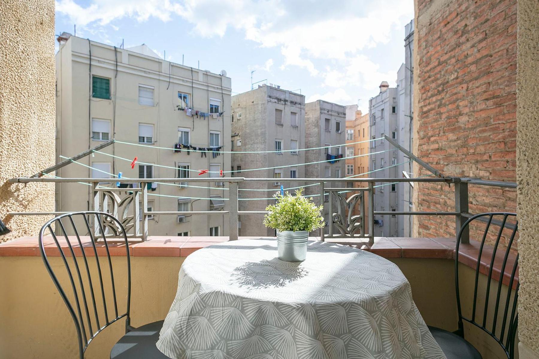 Apartmento Industria Барселона Екстериор снимка