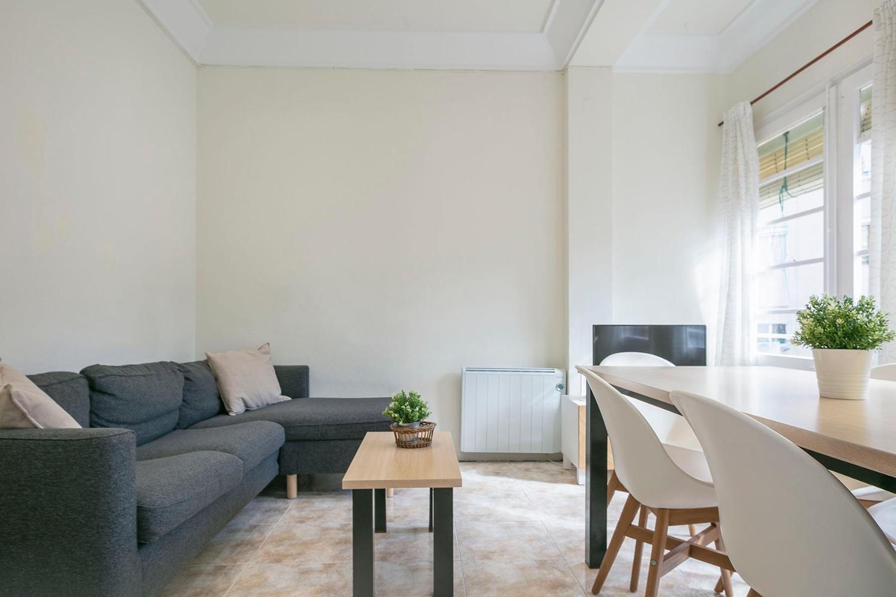 Apartmento Industria Барселона Екстериор снимка